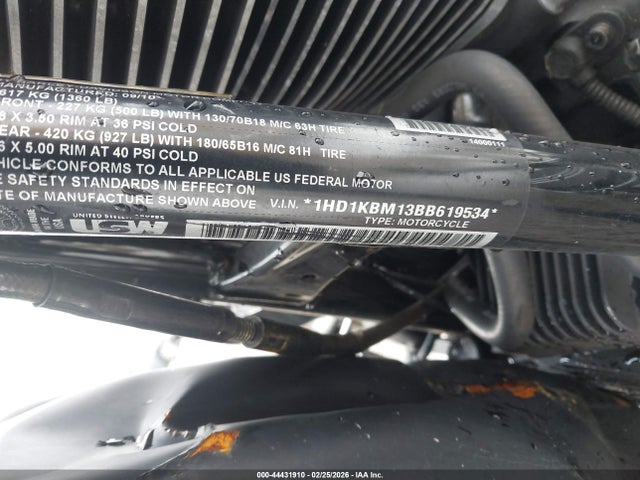 2011 HARLEY-DAVIDSON FLHX 1HD1KBM13BB619534 Photo 9