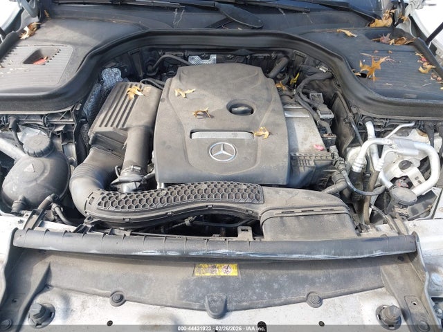 44431923 :رقم المزاد ، WDC0G4KB0HF203166 vin ، 2017 Mercedes-benz Glc 300 4matic مزاد بيع