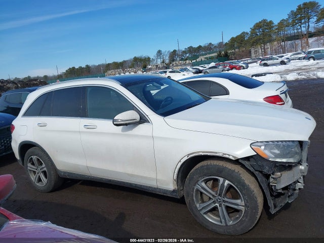 44431923 :رقم المزاد ، WDC0G4KB0HF203166 vin ، 2017 Mercedes-benz Glc 300 4matic مزاد بيع