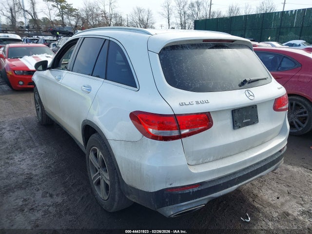 44431923 :رقم المزاد ، WDC0G4KB0HF203166 vin ، 2017 Mercedes-benz Glc 300 4matic مزاد بيع