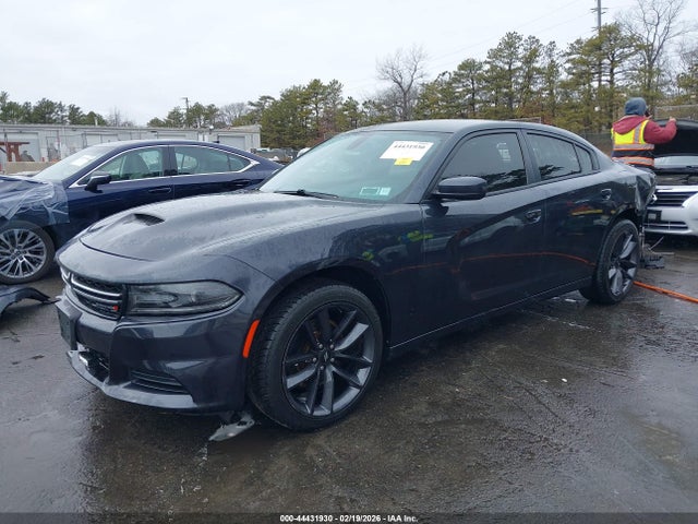 44431930 :رقم المزاد ، 2C3CDXFG8GH288178 vin ، 2016 Dodge Charger Se مزاد بيع