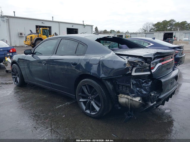44431930 :رقم المزاد ، 2C3CDXFG8GH288178 vin ، 2016 Dodge Charger Se مزاد بيع