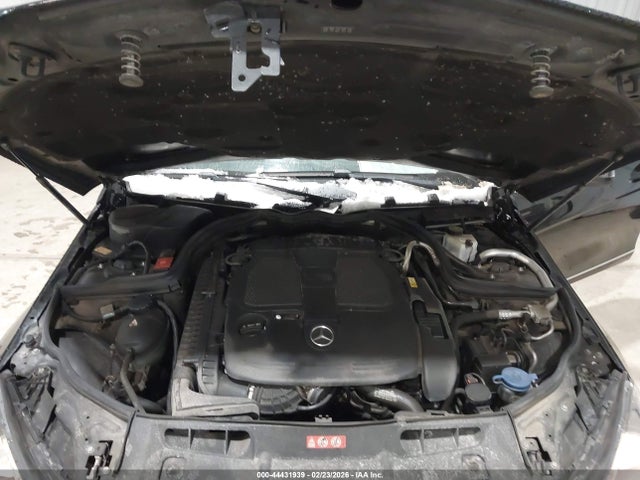 2013 Mercedes-benz C 300 Sport 4matic მანქანა იყიდება აუქციონზე, vin: WDDGF8AB6DR274323, აუქციონის ნომერი: 44431939