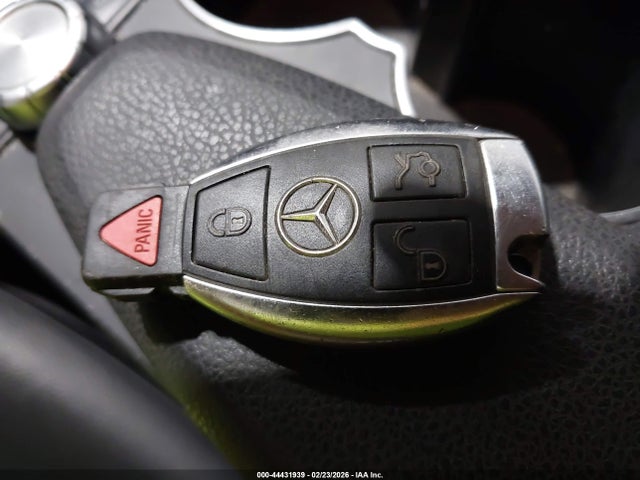 2013 Mercedes-benz C 300 Sport 4matic მანქანა იყიდება აუქციონზე, vin: WDDGF8AB6DR274323, აუქციონის ნომერი: 44431939