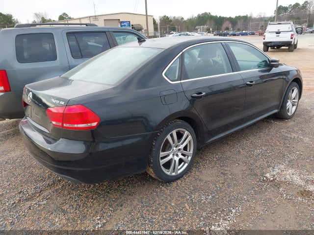 Продажа на аукционе авто 2014 Volkswagen Passat 2.0l Tdi Se, vin: 1VWBN7A39EC044528, номер лота: 44431947