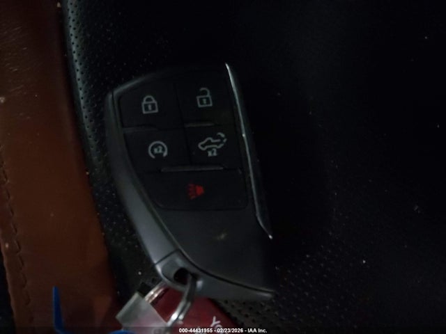 44431955 :رقم المزاد ، 1GTUUEET2NZ520385 vin ، 2022 Gmc Sierra 1500 4wd  Short Box At4 مزاد بيع