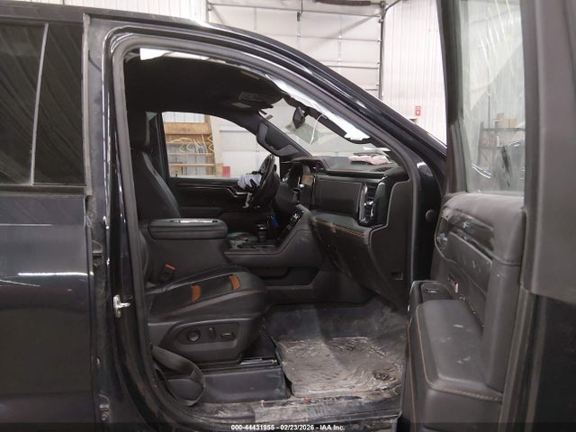 44431955 :رقم المزاد ، 1GTUUEET2NZ520385 vin ، 2022 Gmc Sierra 1500 4wd  Short Box At4 مزاد بيع