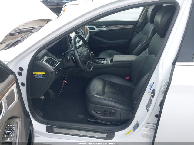 44432024 :رقم المزاد ، KMHGN4JE3GU137028 vin ، 2016 Hyundai Genesis 3.8 مزاد بيع