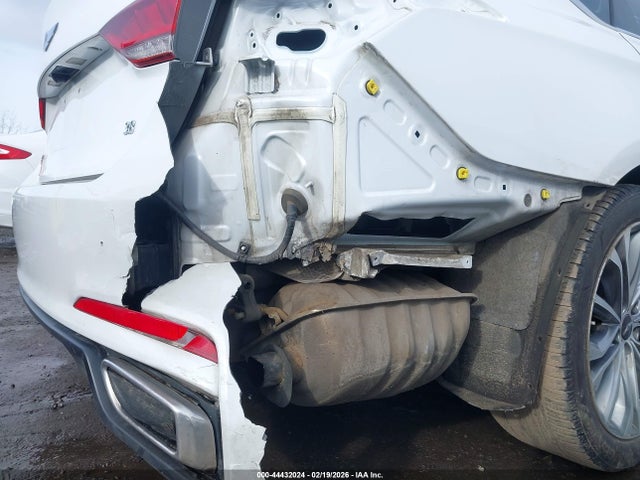 44432024 :رقم المزاد ، KMHGN4JE3GU137028 vin ، 2016 Hyundai Genesis 3.8 مزاد بيع