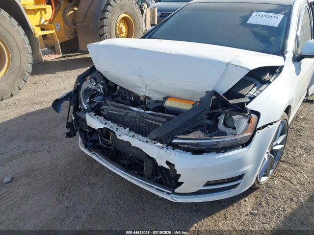 3VWRA7AU5FM013568 Volkswagen Golf Tdi Sel 4-door