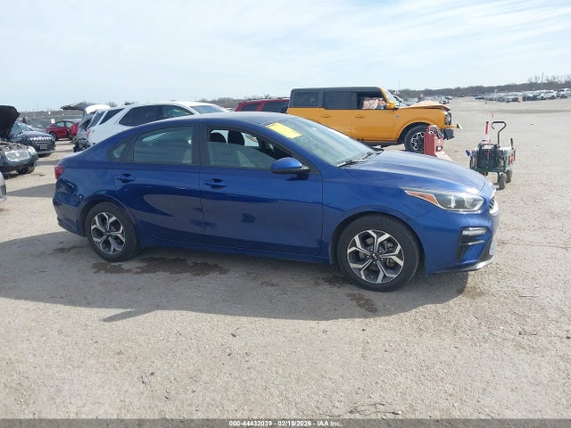 Auction sale of the 2019 Kia Forte Lxs, vin: 3KPF24ADXKE055918, lot number: 44432039
