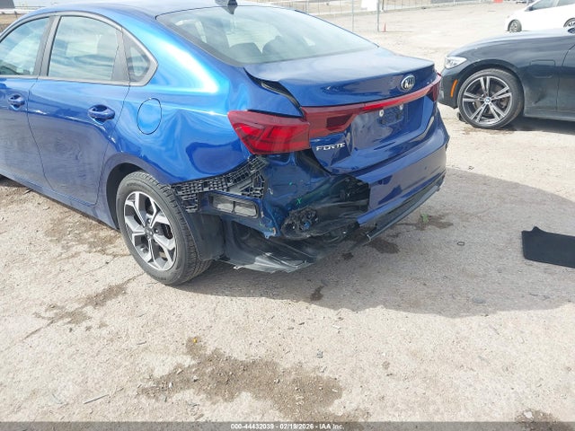 Auction sale of the 2019 Kia Forte Lxs, vin: 3KPF24ADXKE055918, lot number: 44432039