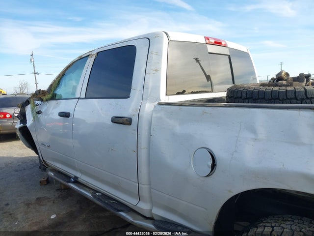 3C6UR5CL0LG288457 RAM 2500 Tradesman 4x4 6&#039;4 Box