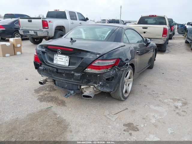 2014 MERCEDES-BENZ SLK 250 WDDPK4HAXEF074985 Photo 3