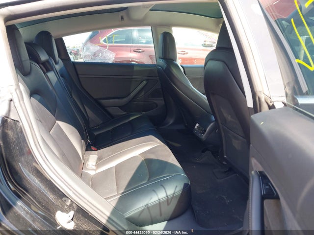 2019 TESLA MODEL 3 5YJ3E1EA9KF300629 Photo 7