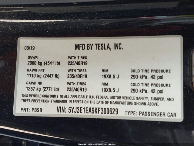 2019 TESLA MODEL 3 5YJ3E1EA9KF300629 Photo 8