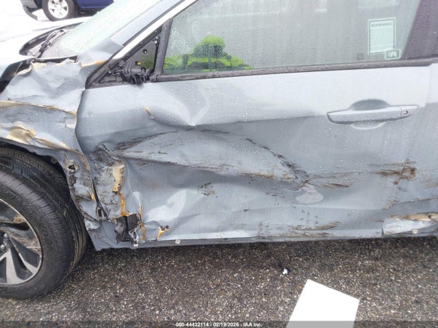 SHHFK7H22HU422656 Honda Civic Lx
