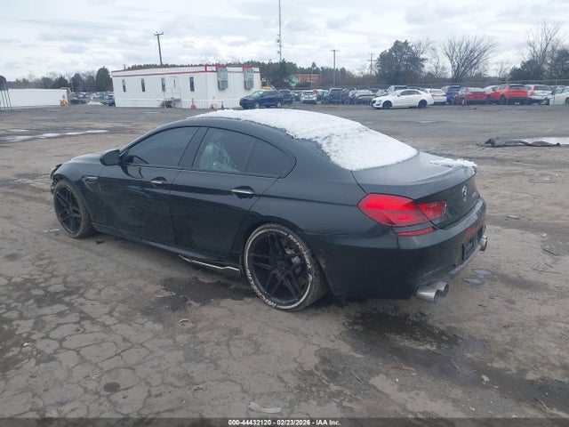 2015 BMW M6 GRAN COUPE WBS6C9C54FD467574 Photo 2