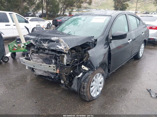 3N1CN7AP5JL879635 Nissan Versa 1.6 Sv