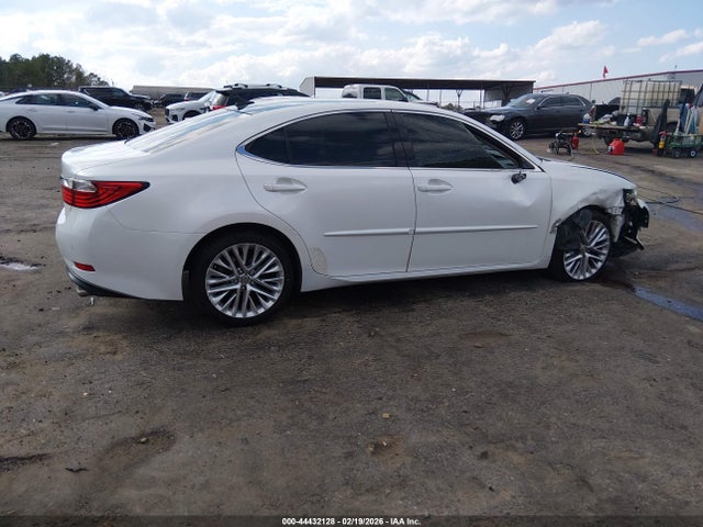 44432128 :رقم المزاد ، JTHBK1GG4D2068516 vin ، 2013 Lexus Es 350 مزاد بيع