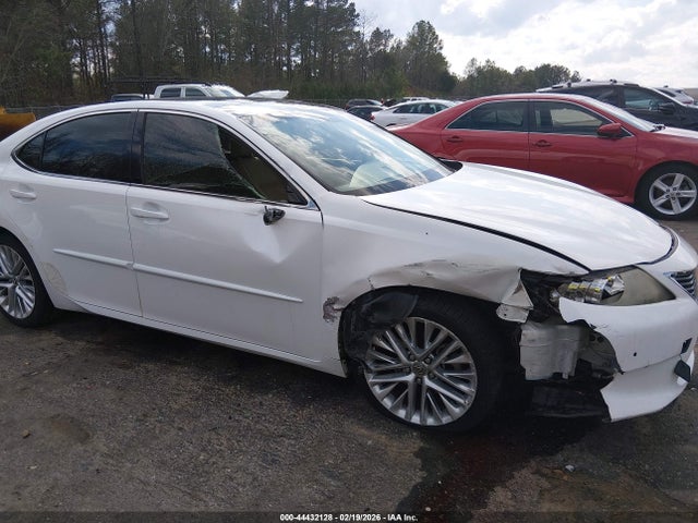 44432128 :رقم المزاد ، JTHBK1GG4D2068516 vin ، 2013 Lexus Es 350 مزاد بيع