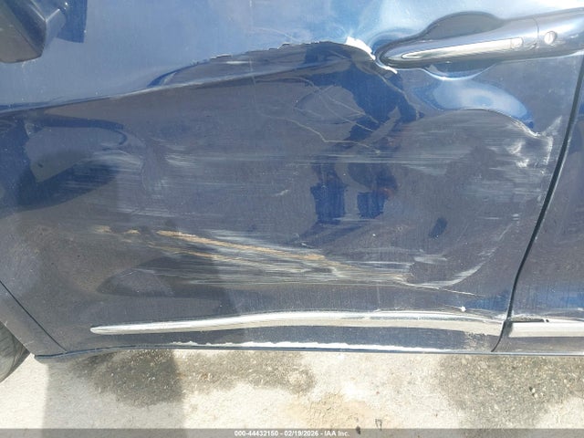 44432150 :رقم المزاد ، 2C4RC1BGXJR174521 vin ، 2018 Chrysler Pacifica Touring L مزاد بيع