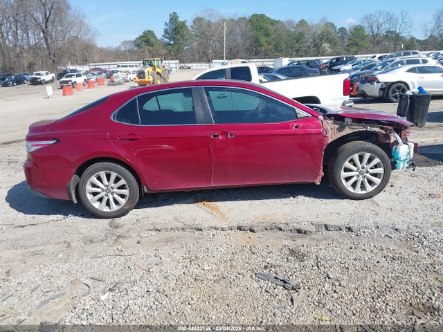 Aukcja sprzedaży 2018 Toyota Camry Le, vin: 4T1B11HKXJU646248, numer aukcji: 44432156