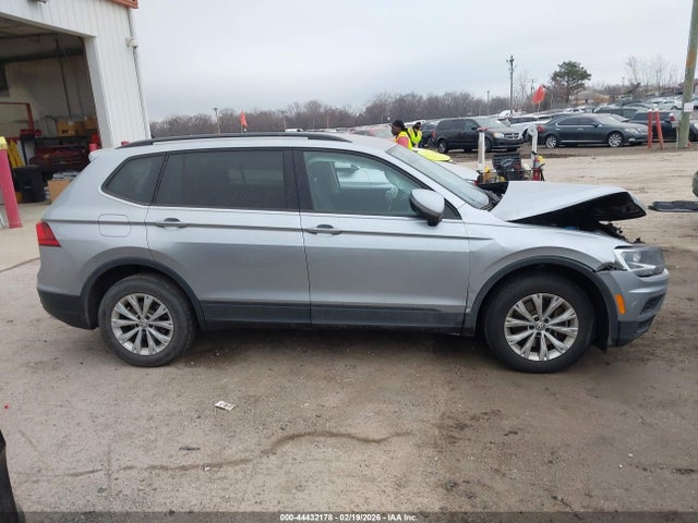 2020 Volkswagen Tiguan 2.0t S მანქანა იყიდება აუქციონზე, vin: 3VV1B7AX5LM134590, აუქციონის ნომერი: 44432178