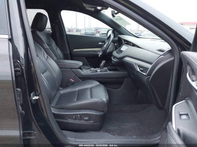 2019 CADILLAC XT4 1GYFZCR49KF214499 Photo 4