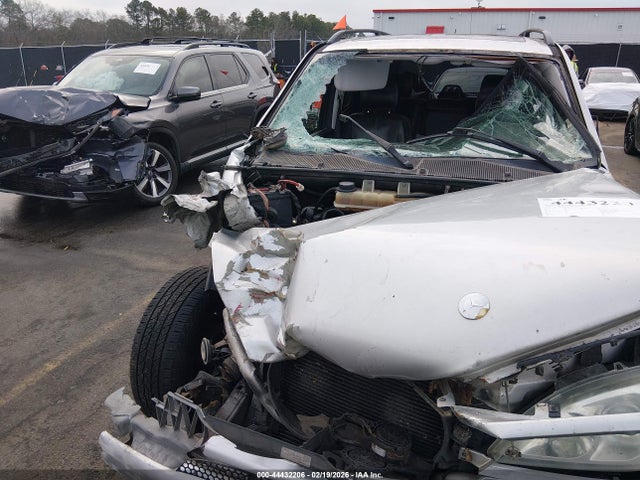 2001 Mercedes-benz Ml 320 მანქანა იყიდება აუქციონზე, vin: 4JGAB54E01A267647, აუქციონის ნომერი: 44432206