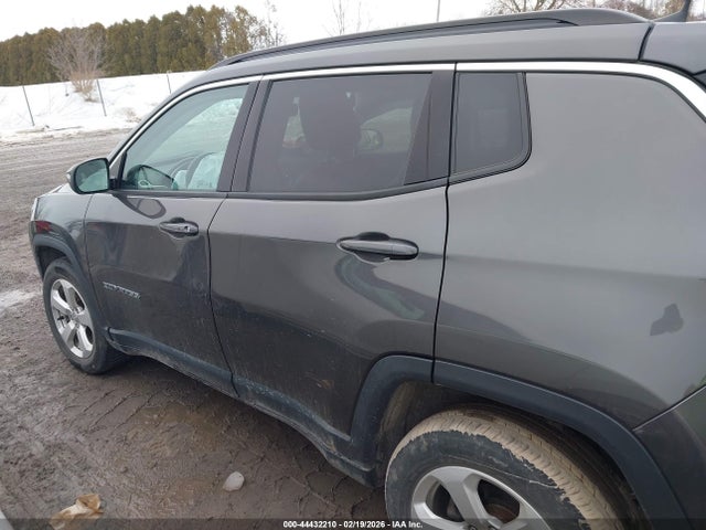 2019 Jeep Compass Latitude 4x4 მანქანა იყიდება აუქციონზე, vin: 3C4NJDBB0KT818410, აუქციონის ნომერი: 44432210