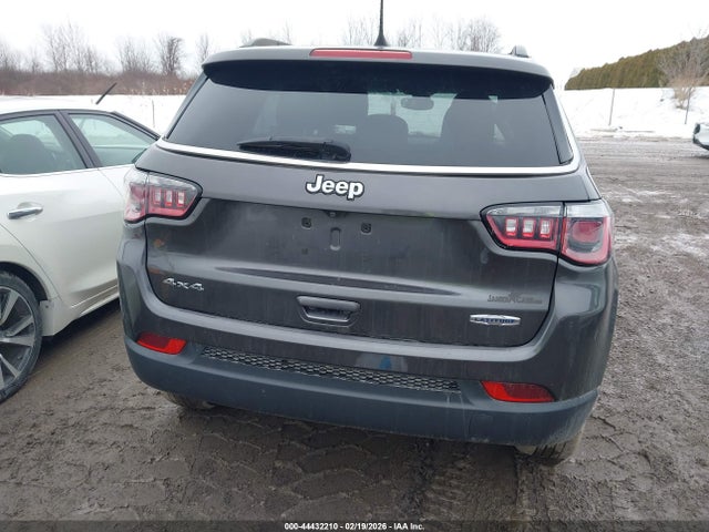 2019 Jeep Compass Latitude 4x4 მანქანა იყიდება აუქციონზე, vin: 3C4NJDBB0KT818410, აუქციონის ნომერი: 44432210