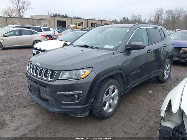 2019 Jeep Compass Latitude 4x4 მანქანა იყიდება აუქციონზე, vin: 3C4NJDBB0KT818410, აუქციონის ნომერი: 44432210