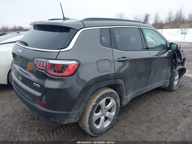 2019 Jeep Compass Latitude 4x4 მანქანა იყიდება აუქციონზე, vin: 3C4NJDBB0KT818410, აუქციონის ნომერი: 44432210