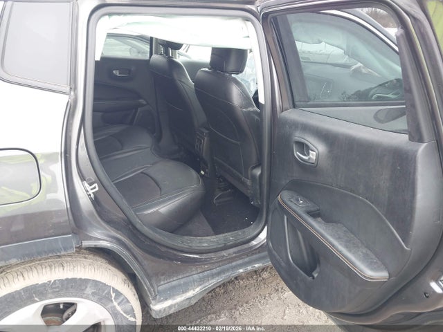 2019 Jeep Compass Latitude 4x4 მანქანა იყიდება აუქციონზე, vin: 3C4NJDBB0KT818410, აუქციონის ნომერი: 44432210