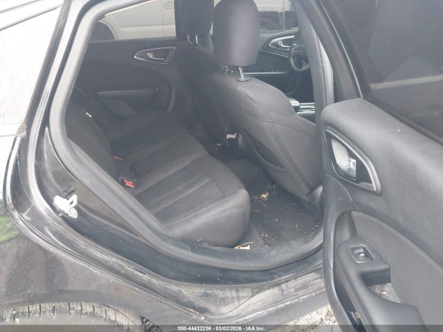Chrysler 200 Limited 2015 1C3CCCAB3FN568698 Image 8