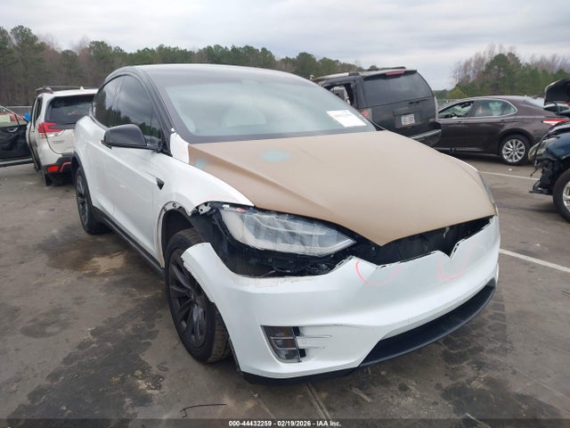 2018 TESLA MODEL X 5YJXCAE2XJF102379