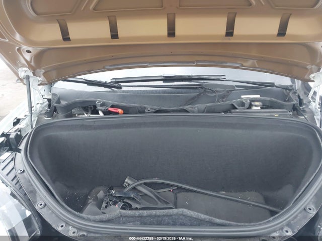 2018 TESLA MODEL X 5YJXCAE2XJF102379 Photo 9