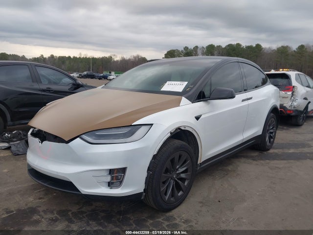 2018 TESLA MODEL X 5YJXCAE2XJF102379 Photo 1