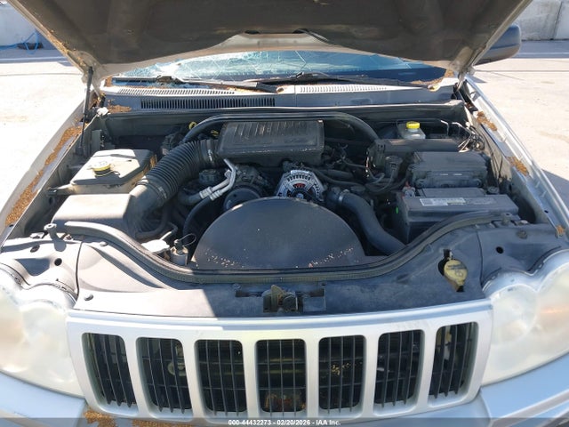 2005 Jeep Grand Cherokee Laredo მანქანა იყიდება აუქციონზე, vin: 1J4GS48K55C681536, აუქციონის ნომერი: 44432273