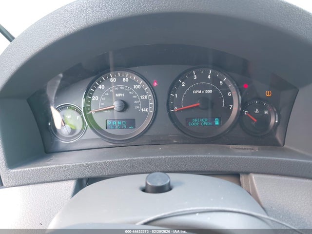 2005 Jeep Grand Cherokee Laredo მანქანა იყიდება აუქციონზე, vin: 1J4GS48K55C681536, აუქციონის ნომერი: 44432273