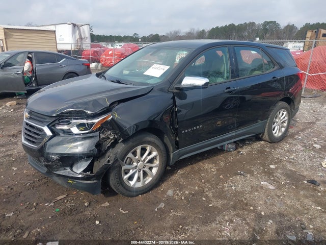 Chevrolet EQUINOX LS 2018 2GNAXHEV5J6288908 Image 2