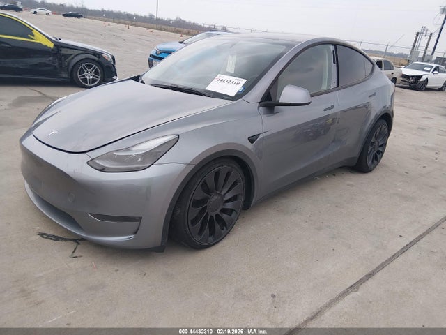 7SAYGDEF2SA368820 Tesla Model Y Performance Dual Motor All-wheel Drive