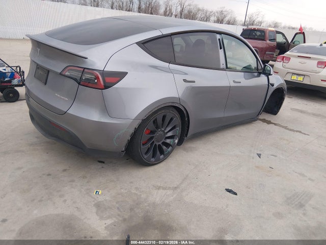 7SAYGDEF2SA368820 Tesla Model Y Performance Dual Motor All-wheel Drive