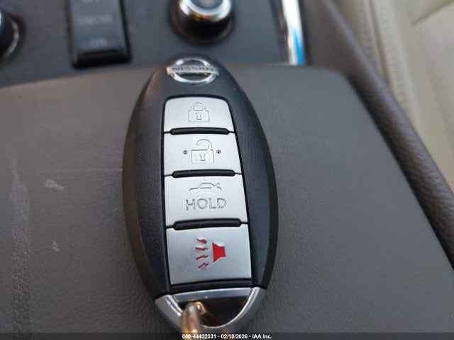 44432331 :رقم المزاد ، JN1CV6AR3BM406254 vin ، 2011 Infiniti G37x مزاد بيع