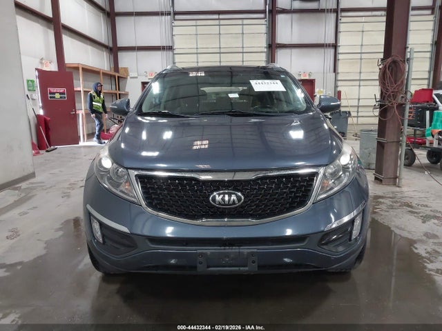 44432344 :رقم المزاد ، KNDPCCAC2F7765064 vin ، 2015 Kia Sportage Ex مزاد بيع