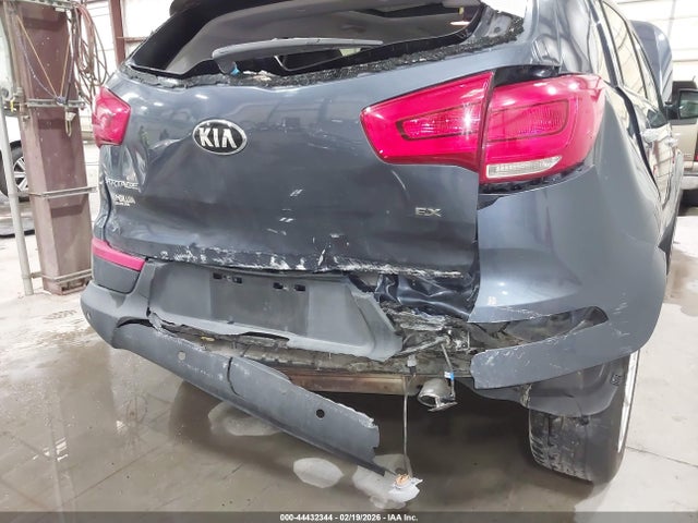 44432344 :رقم المزاد ، KNDPCCAC2F7765064 vin ، 2015 Kia Sportage Ex مزاد بيع