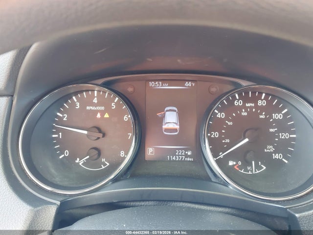 JN1BJ1CR8JW256409 Nissan Rogue Sport S