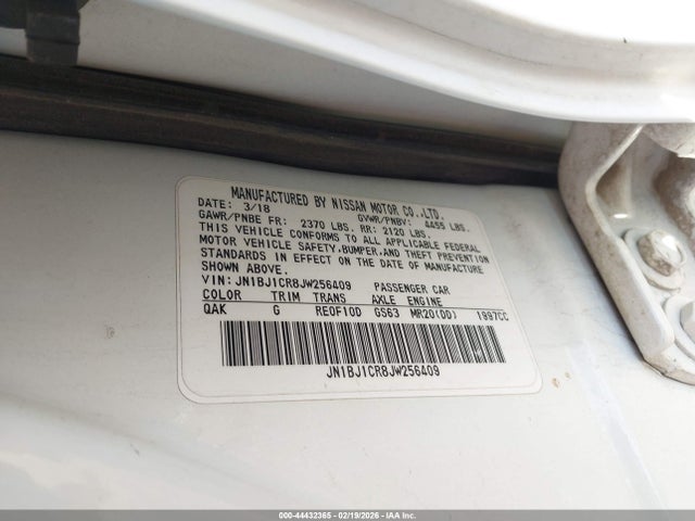 JN1BJ1CR8JW256409 Nissan Rogue Sport S