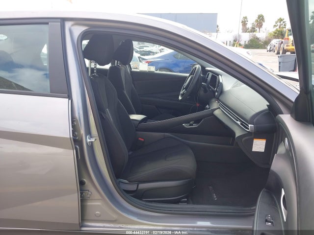 KMHLM4DJ8SU134421 Hyundai Elantra Hybrid Blue